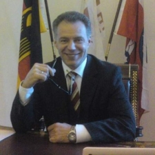 МЛМ лидер Johann Konrad