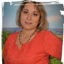 МЛМ лидер Елена Каримова