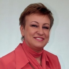 МЛМ лидер Виолета Захарова