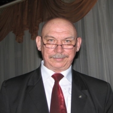 МЛМ лидер Сергей Сурков